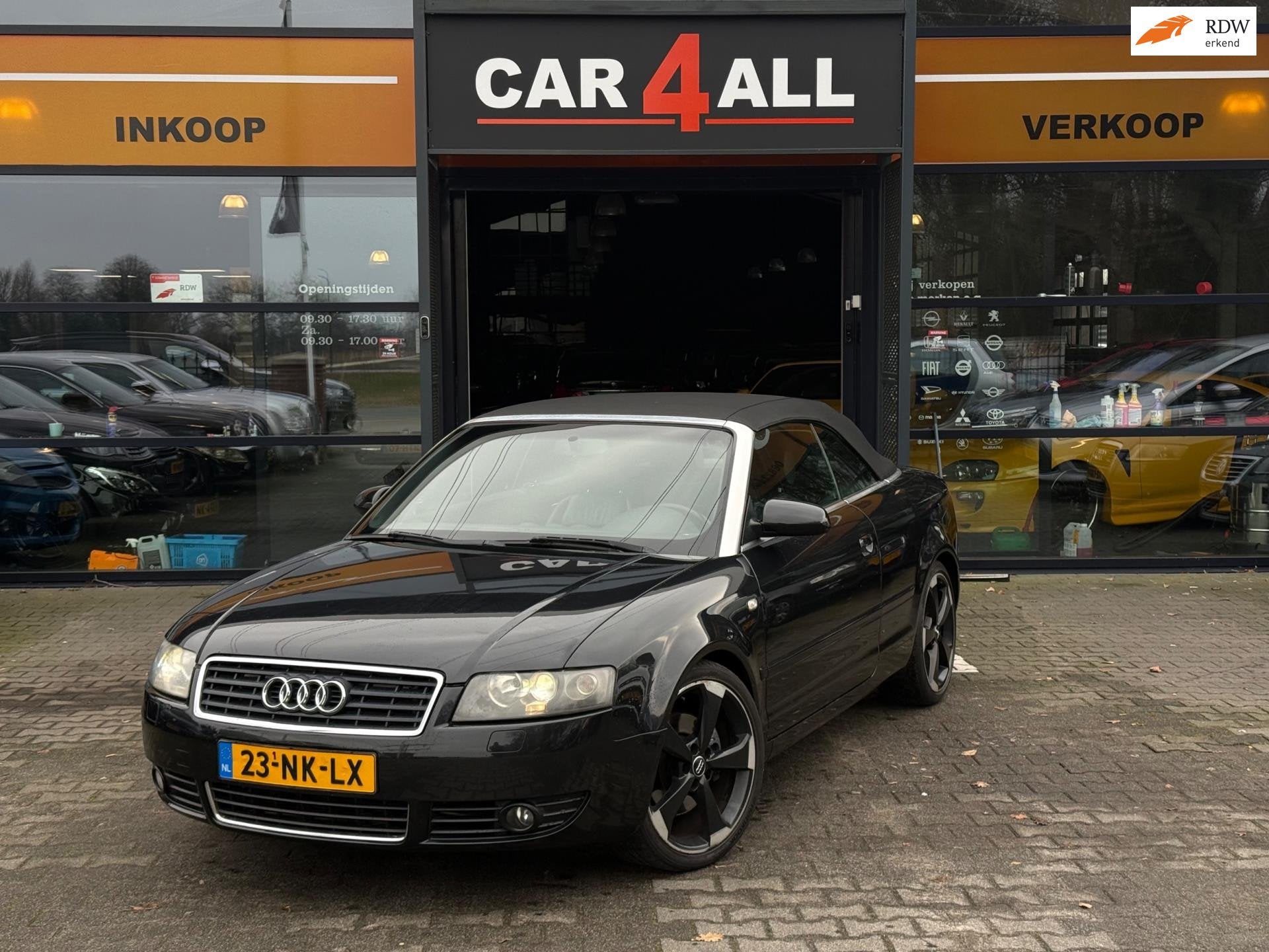 Audi A4 Cabriolet 3.0 V6 Pro Line LEDER/RS VELGEN/NIEUWSTAAT, Gebruikt, Zwart, Cabriolet, 4 stoelen