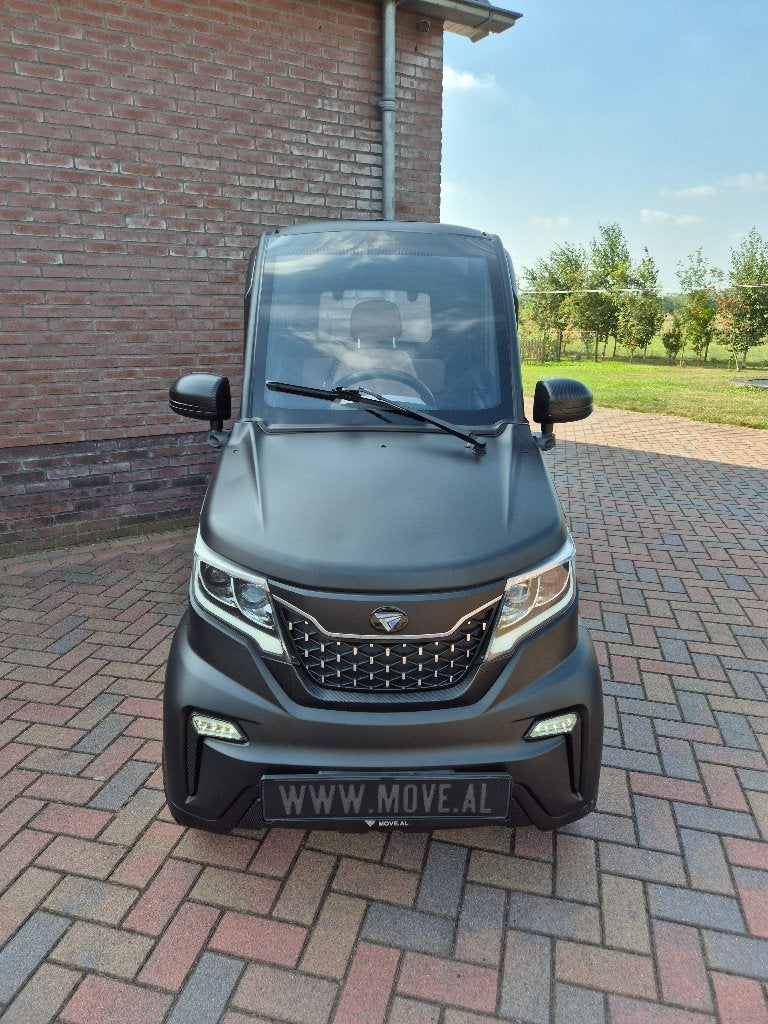 Zeer nette overdekte scootmobiel Move V8 bouwjaar 12-2025 !!, Overige merken, Ophalen of Verzenden, Zo goed als nieuw, 16 km/u of meer