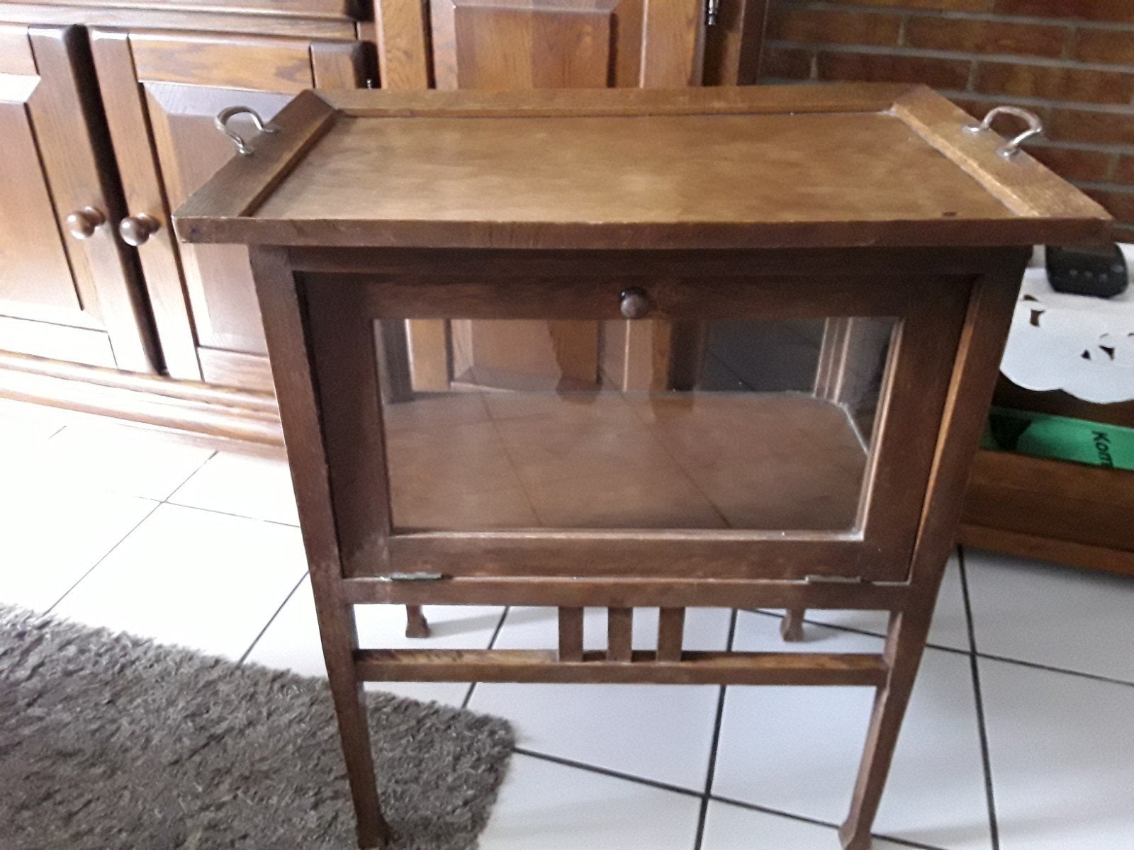 Theekastje, Antiek en Kunst, Ophalen