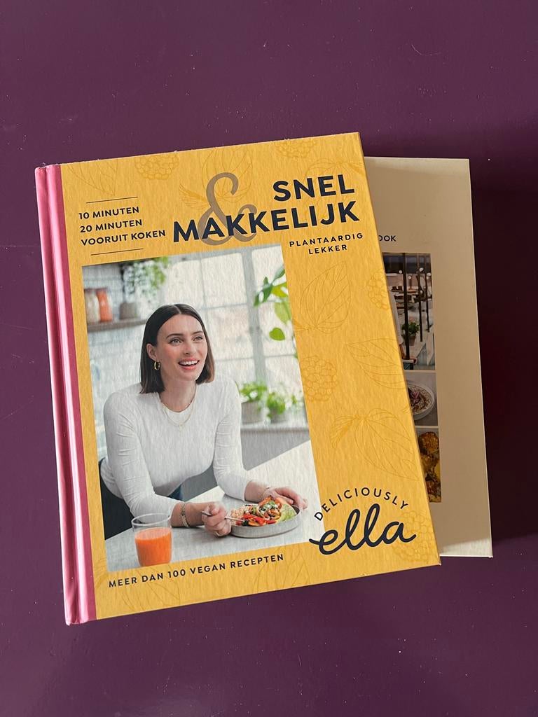 Deliciously Ella Kookboeken: Engels & Nederlands (2 stuks), Boeken, Hoofdgerechten, Ophalen of Verzenden, Zo goed als nieuw, Gezond koken
