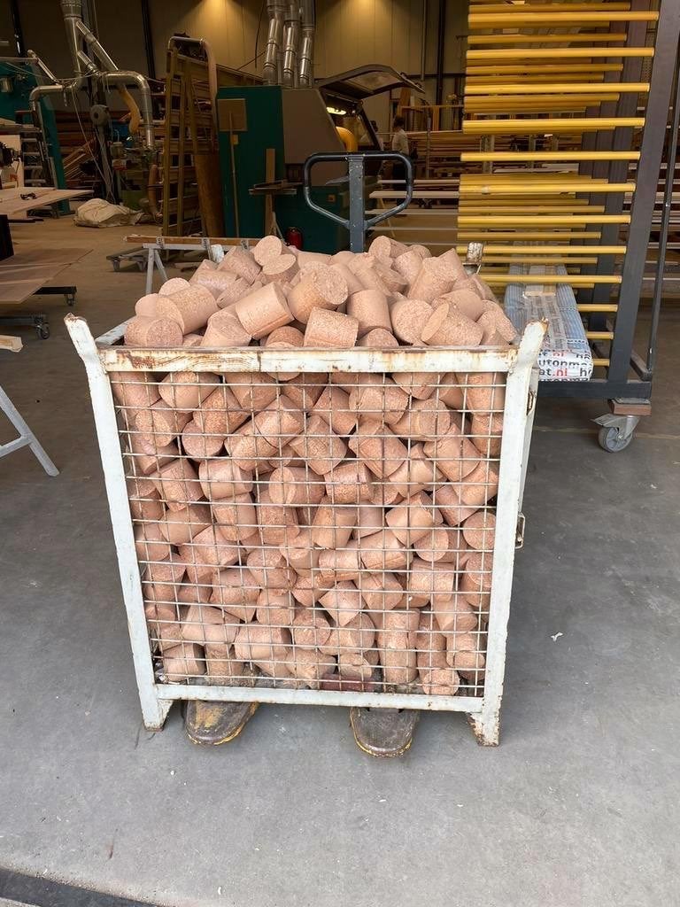 1m3 Hardhouten briketten, Tuin en Terras, Haardhout, 3 tot 6 m³, Ophalen, Eikenhout, Blokken