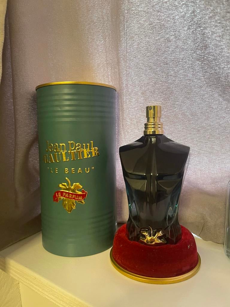Jean Paul Gaultier Le Beau Le Parfum, Verzamelen, Parfumverzamelingen, Ophalen, Nieuw, Overige typen, Gevuld