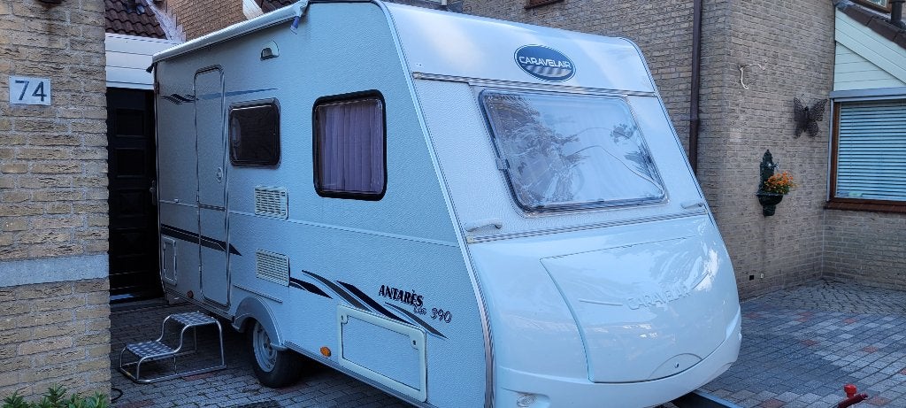 Caravelair Antares 390 uit 2005, Luifel, Treinzit, Dwarsbed, Particulier