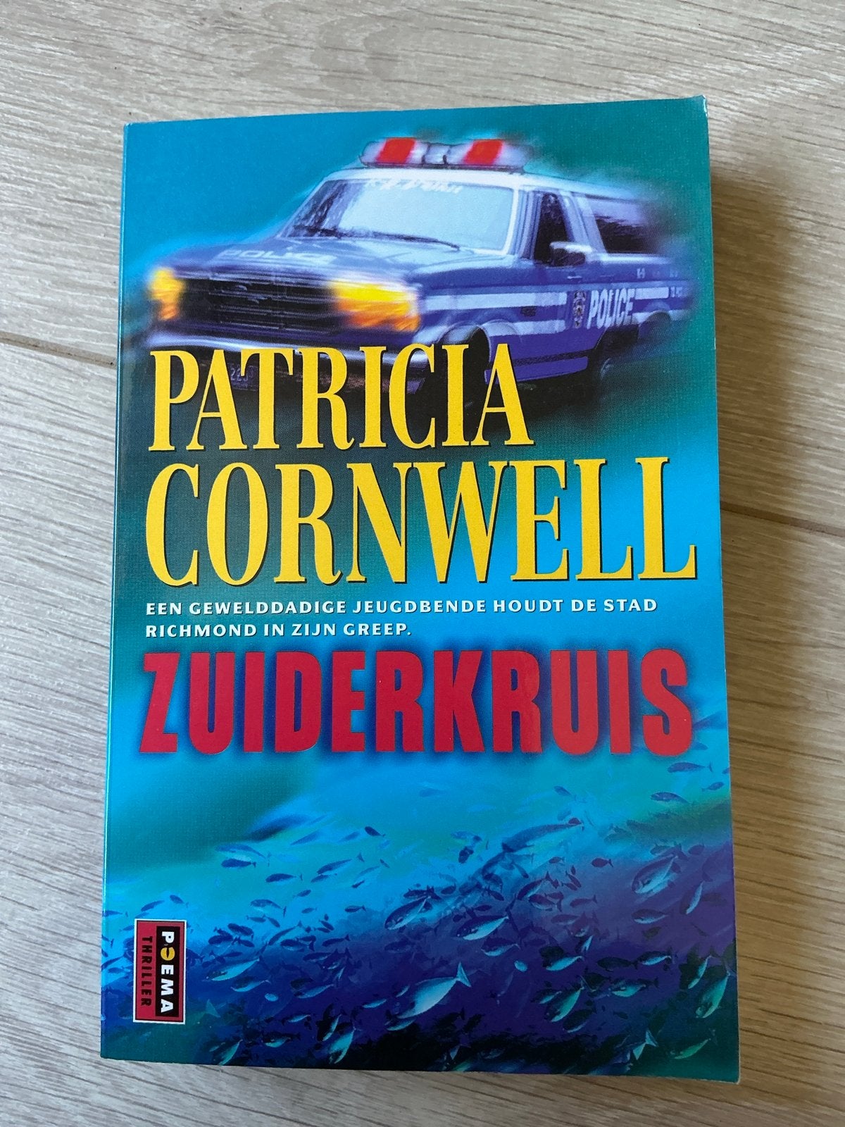 Patricia Cornwell - Zuiderkruis (Thriller), Ophalen of Verzenden, Zo goed als nieuw, Amerika