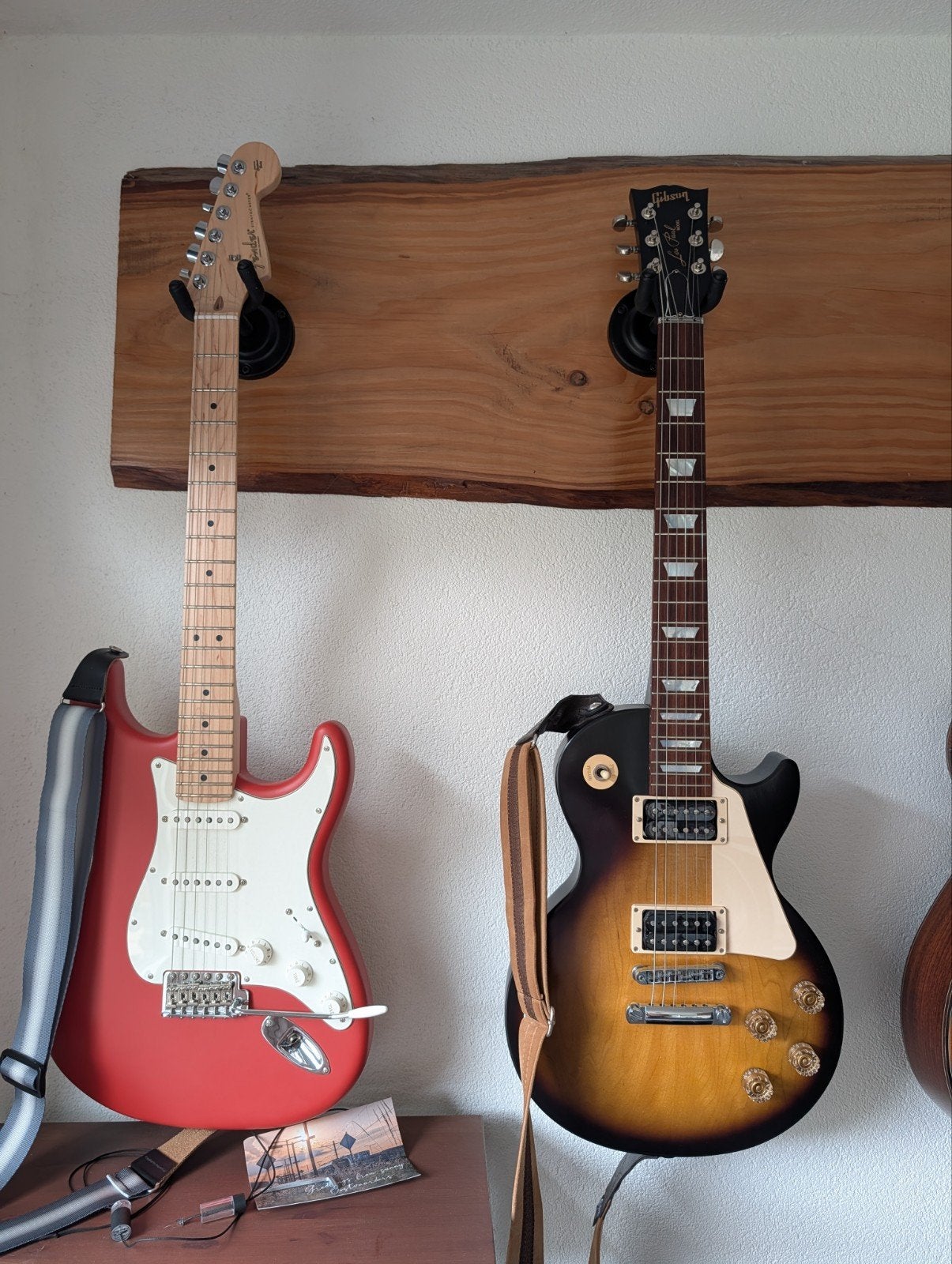 Fender strat en Gibson Les Paul, Ophalen, Zo goed als nieuw, Solid body