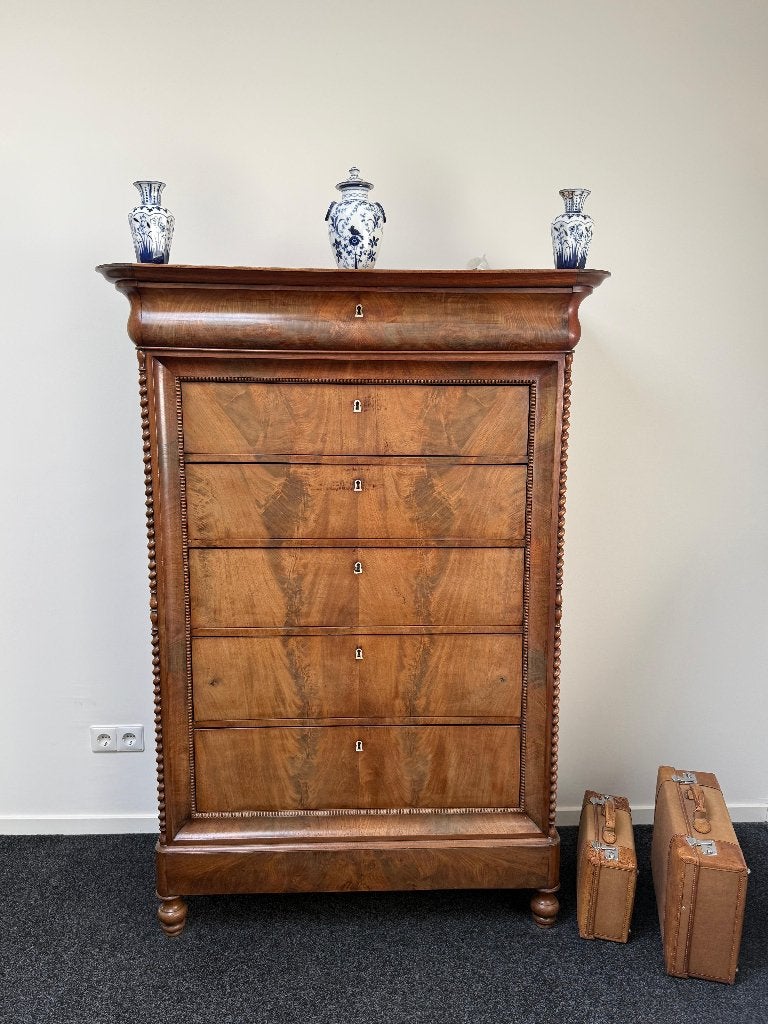 19e-eeuwse antieke Biedermeier chiffonnière / hoge ladekast, Antiek en Kunst, Ophalen