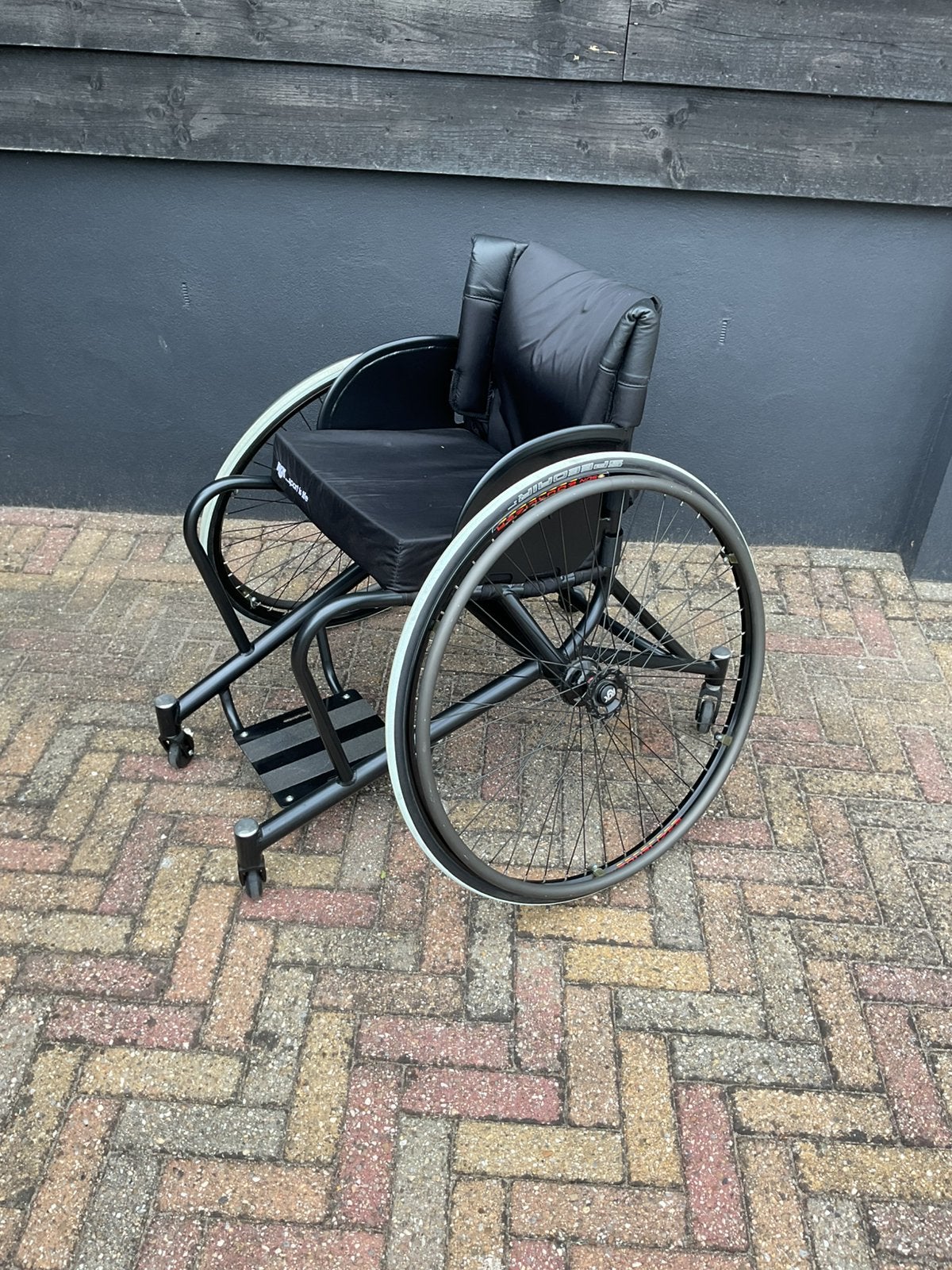 RGK Sport rolstoel z.g.a.n., Diversen, Rolstoelen, Ophalen, Zo goed als nieuw, Handbewogen rolstoel