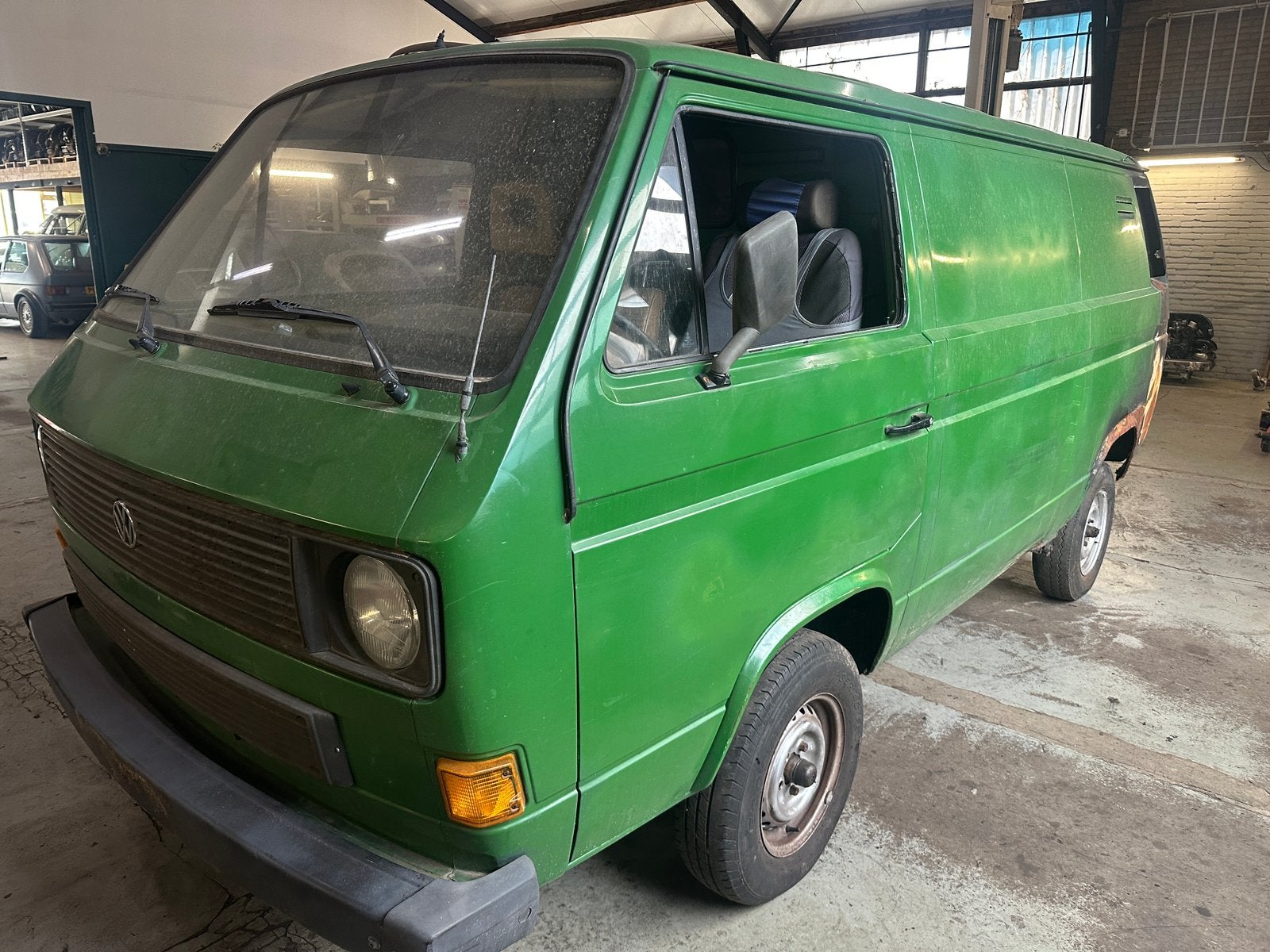 Rollende carroserie vw t3, Ophalen, Bumper