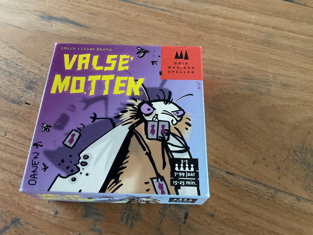 Valse motten kaartspel, Hobby en Vrije tijd, Gezelschapsspellen | Kaartspellen, Drie of vier spelers, Ophalen of Verzenden, Zo goed als nieuw