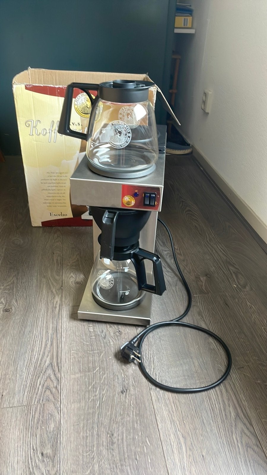 Horeca koffiezetapparaat Alex Meijer & Co, 10 kopjes of meer, Ophalen, Zo goed als nieuw, Koffiemachine