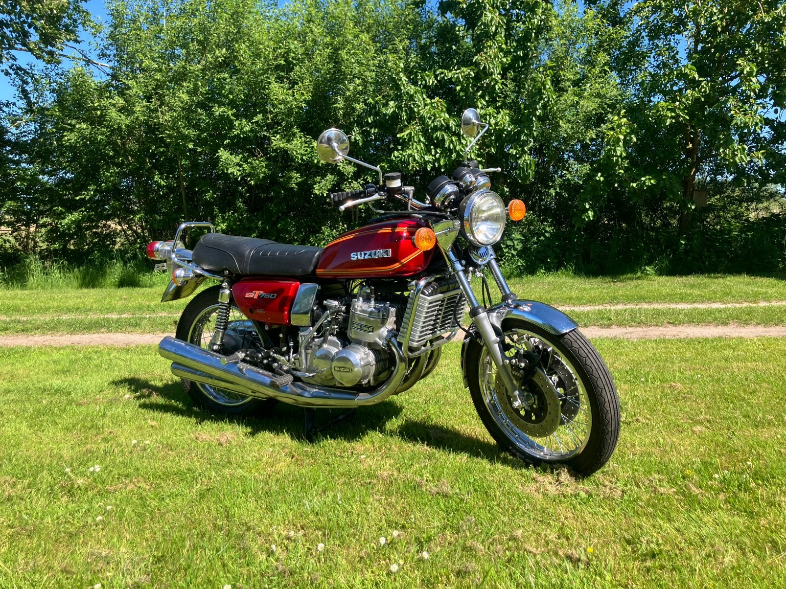 Te Koop Suzuki GT750, 750 cc, Nieuw, 3 cilinders, Handgeschakeld