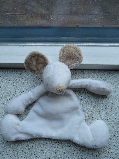 Knuffeldoek muis merk Mexx wit beige kleurige oren en neus, Overige typen, Ophalen of Verzenden, Zo goed als nieuw, Met label