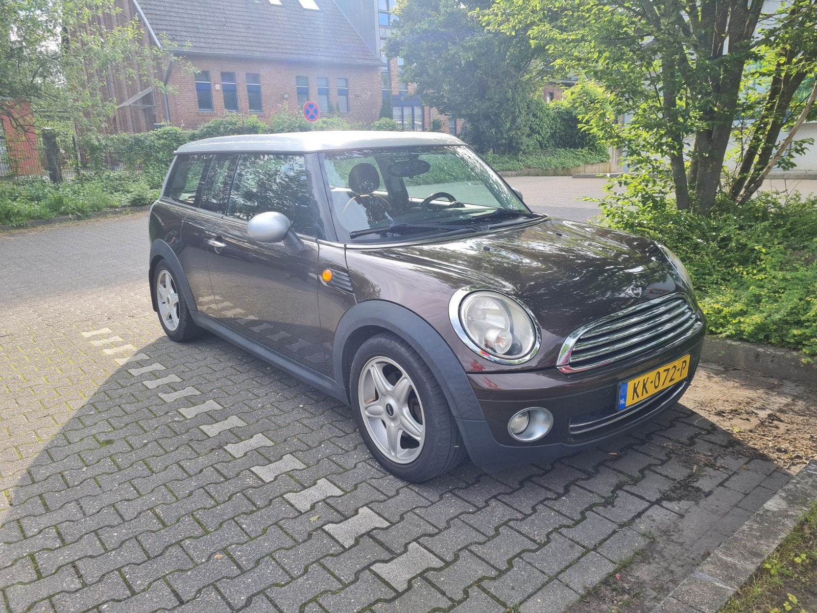 Mini Clubman 1.6 16V Cooper 2008 Bruin, Voorwielaandrijving, 4 cilinders, Bruin, 4 stoelen