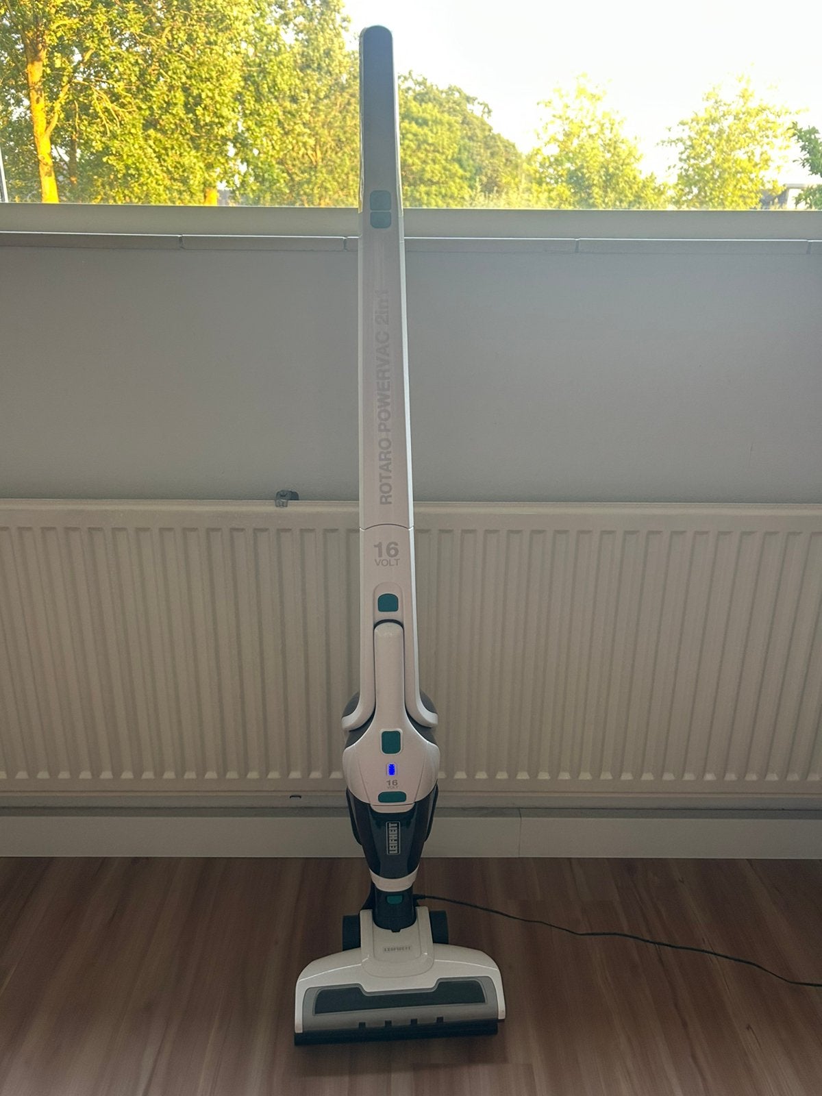 Leifheit Rotaro PowerVac 2in1 16V steelstofzuiger, Witgoed en Apparatuur, Stofzuigers, Zo goed als nieuw, Ophalen of Verzenden