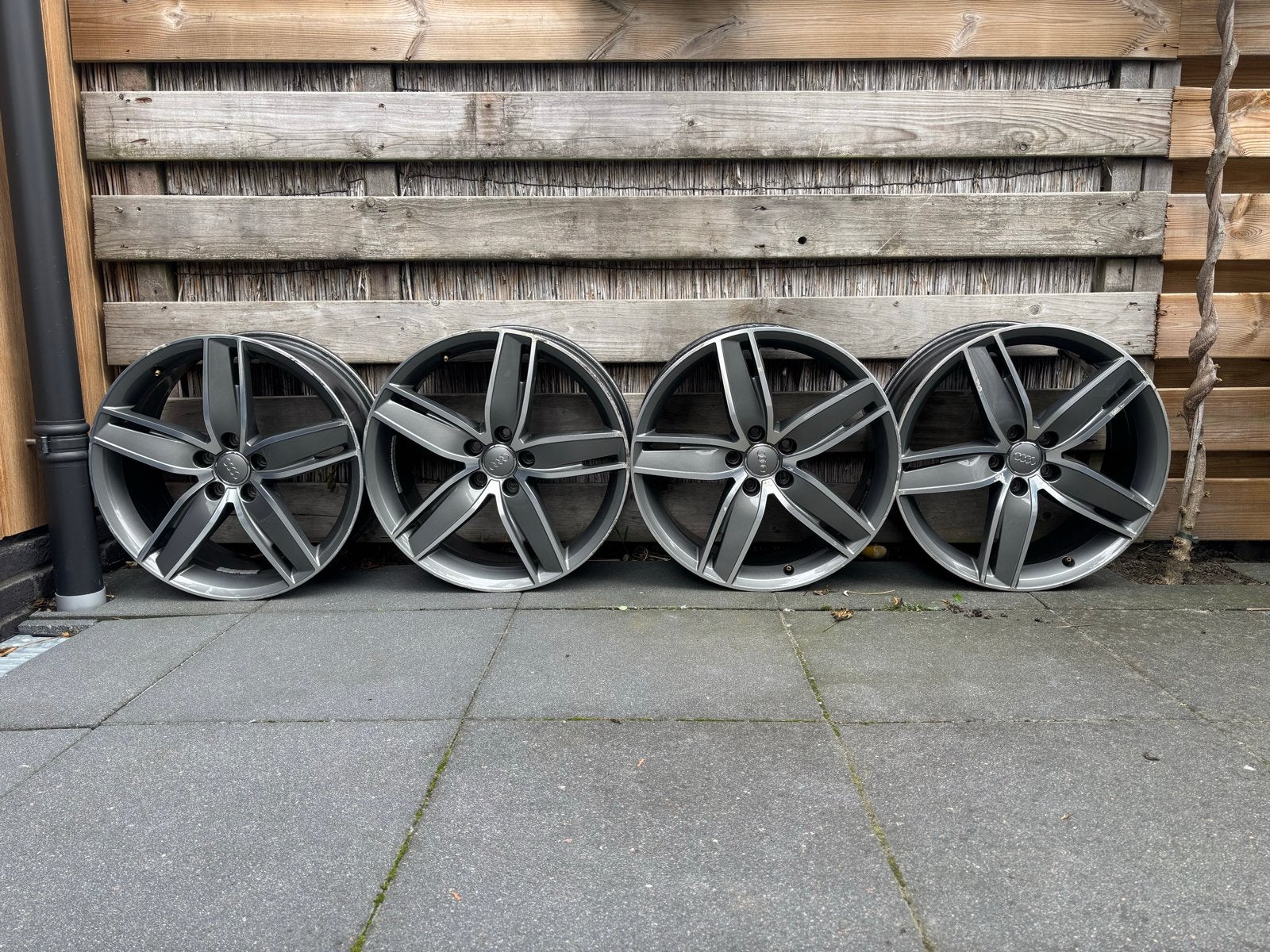 Set van 4 Audi wing velgen - 19 inch, Ophalen