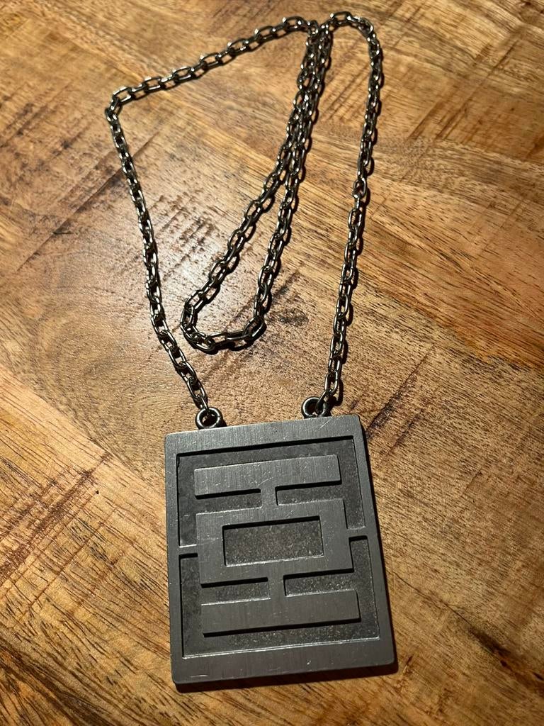 Deense ketting met grote tinnen hanger John Friese Denmark, Ophalen of Verzenden, Zo goed als nieuw, Zilver, Overige materialen