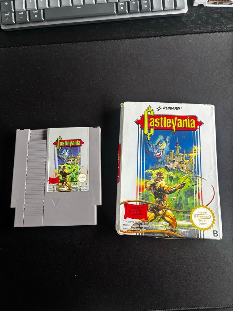 Castlevania NES game met doosje, Spelcomputers en Games, Games | Nintendo NES, Gebruikt, Platform, 1 speler, Vanaf 12 jaar, Ophalen
