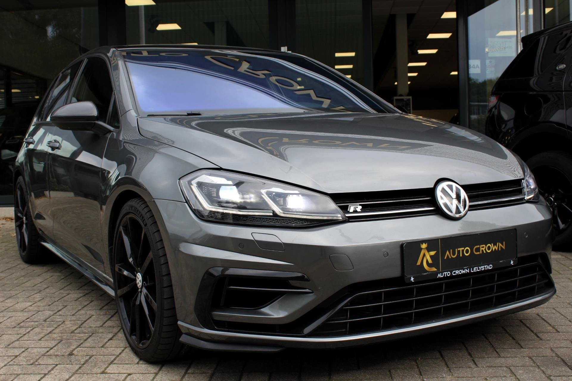 Volkswagen Golf 2.0 TSI 4Motion R Bodykit + Pano dak + sterr, Automaat, Gebruikt, Euro 6, 4 cilinders