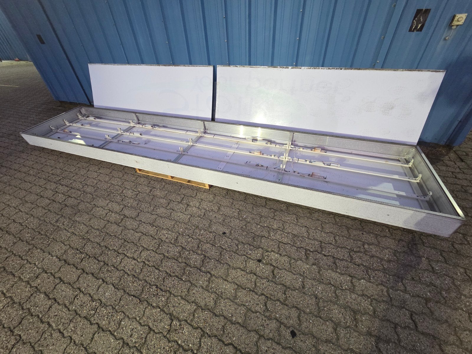 Te koop reclame lichtbak., Verzamelen, Ophalen, Gebruikt, Reclamebord