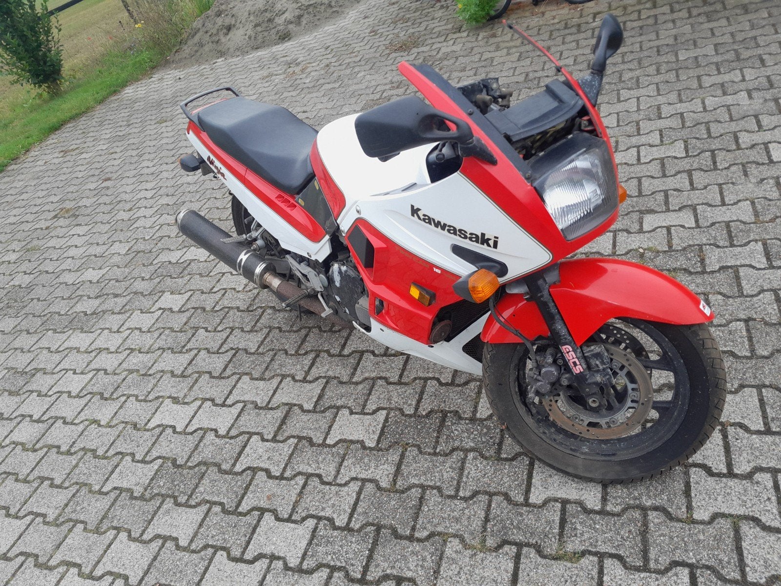 Kawasaki Ninja GPX 750R, Ophalen