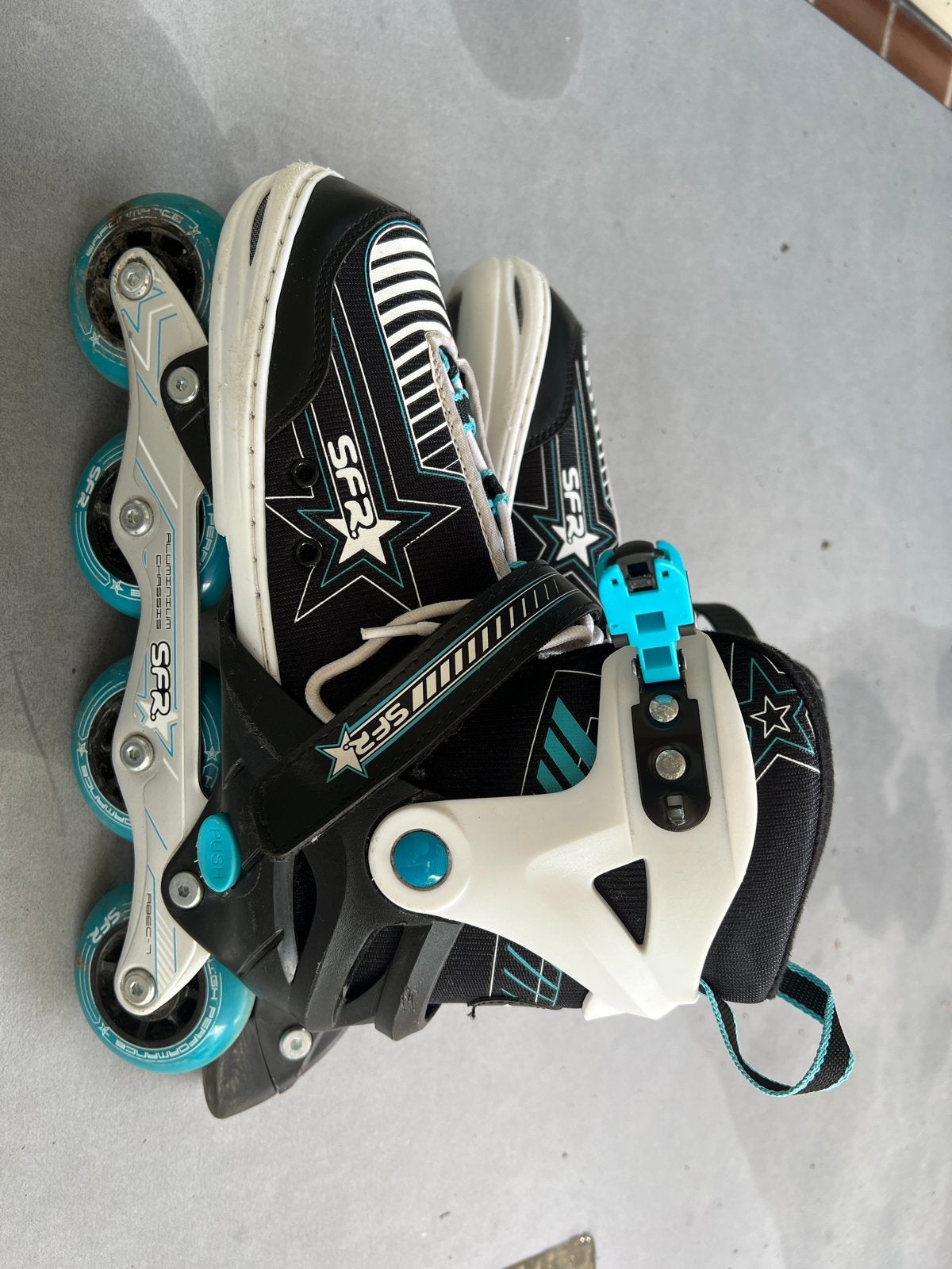 SFR Pulsar verstelbare inline skates met bescherming, Kinderen, Inline skates 4 wielen, Ophalen, Overige merken