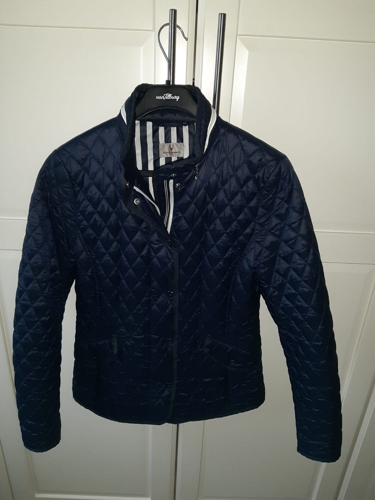 elegant donkerblauw gewatteerd jasje. merk:  fuchs schmitt., Ophalen of Verzenden