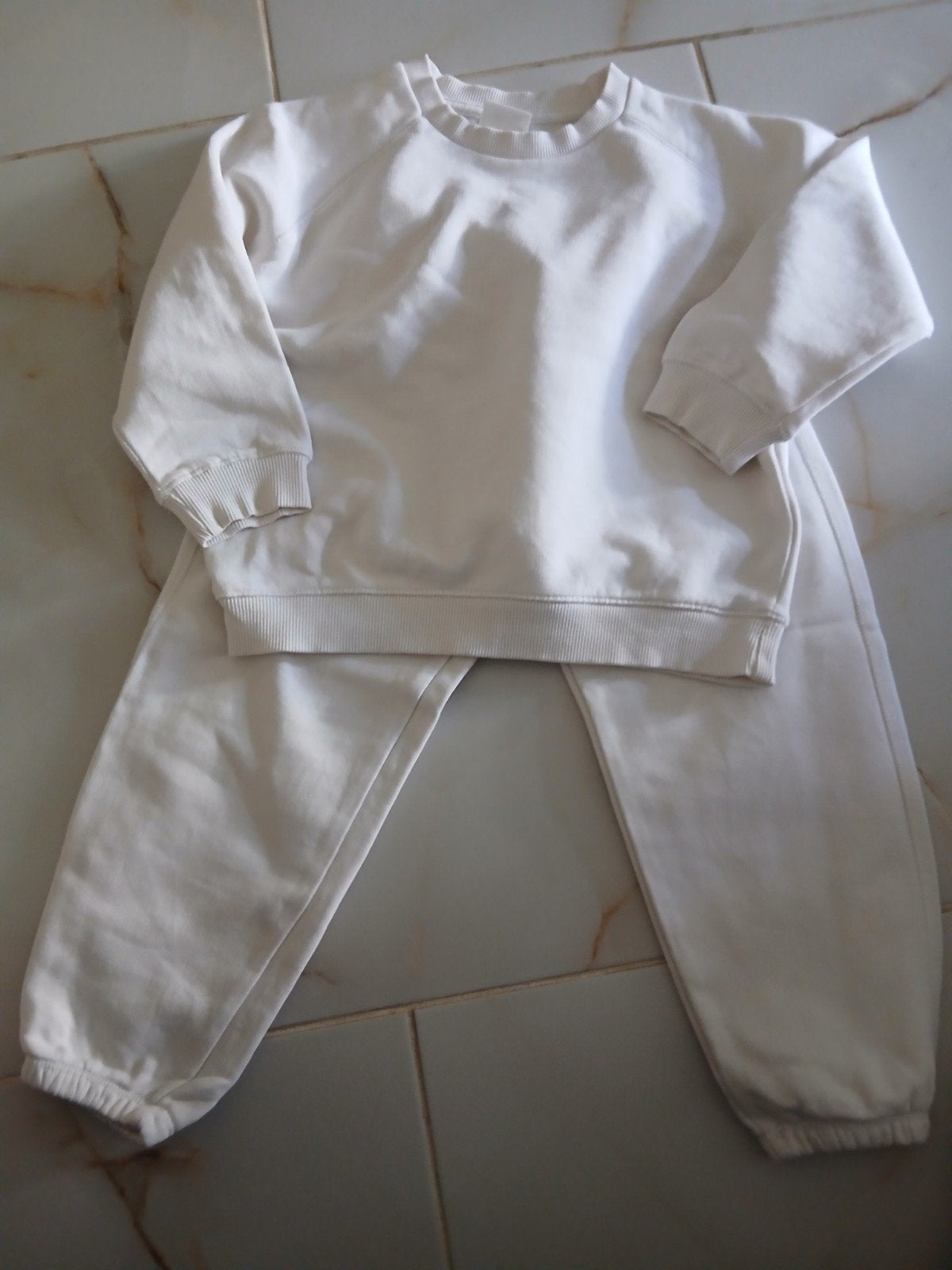mooi joggings pak 110, Kinderen en Baby's, Kinderkleding | Maat 110, Ophalen of Verzenden, Zo goed als nieuw, Jongen, Zara