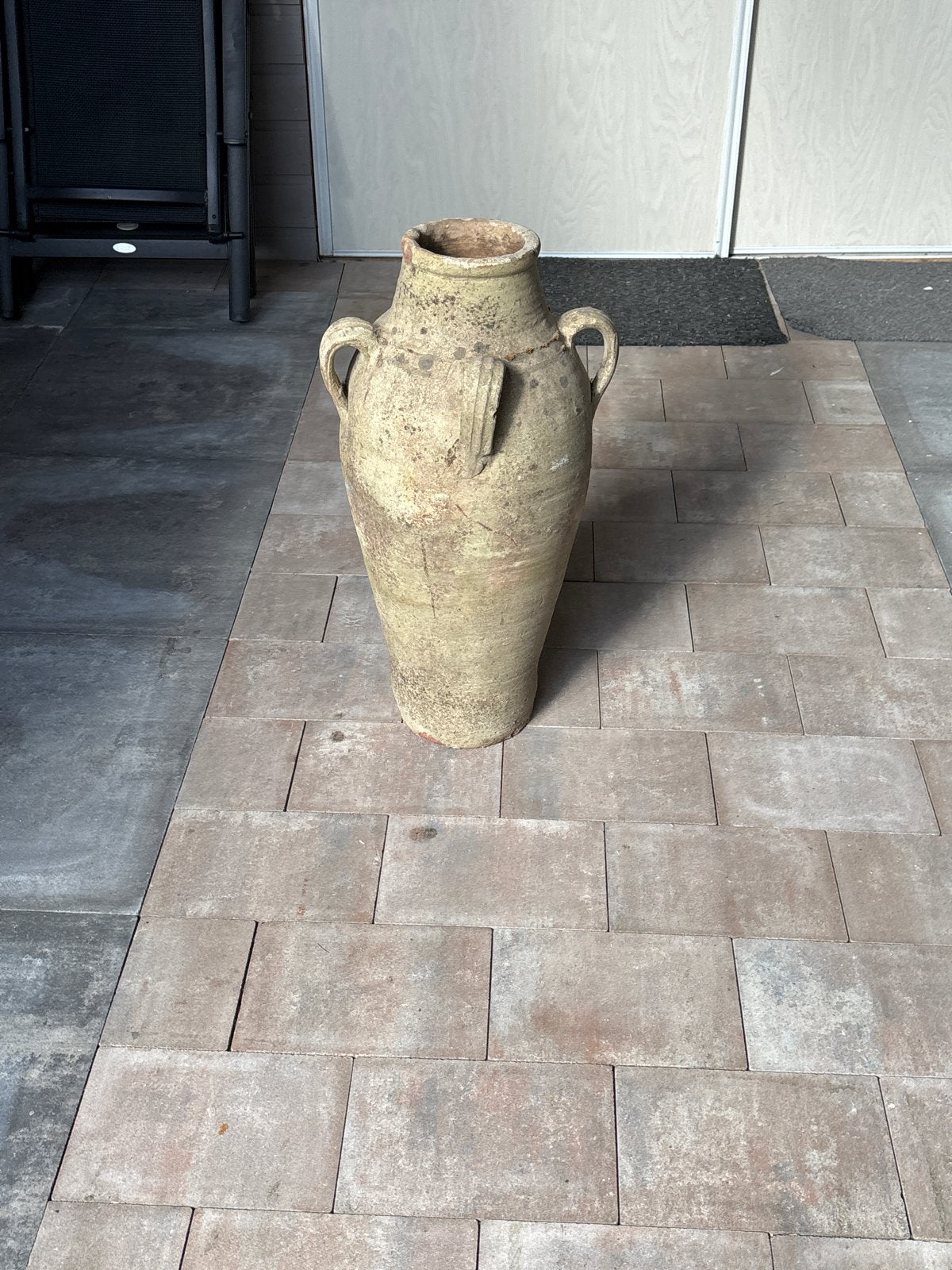 Terracotta amfora vaas met handvatten, Ophalen, Gebruikt, Geschikt voor buiten, 75 cm