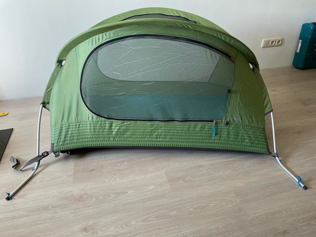 Nomad Kids Travel Bed met matras, Kinderen en Baby's, Kinderkamer | Bedden, Gebruikt, Ophalen of Verzenden, Minder dan 140 cm