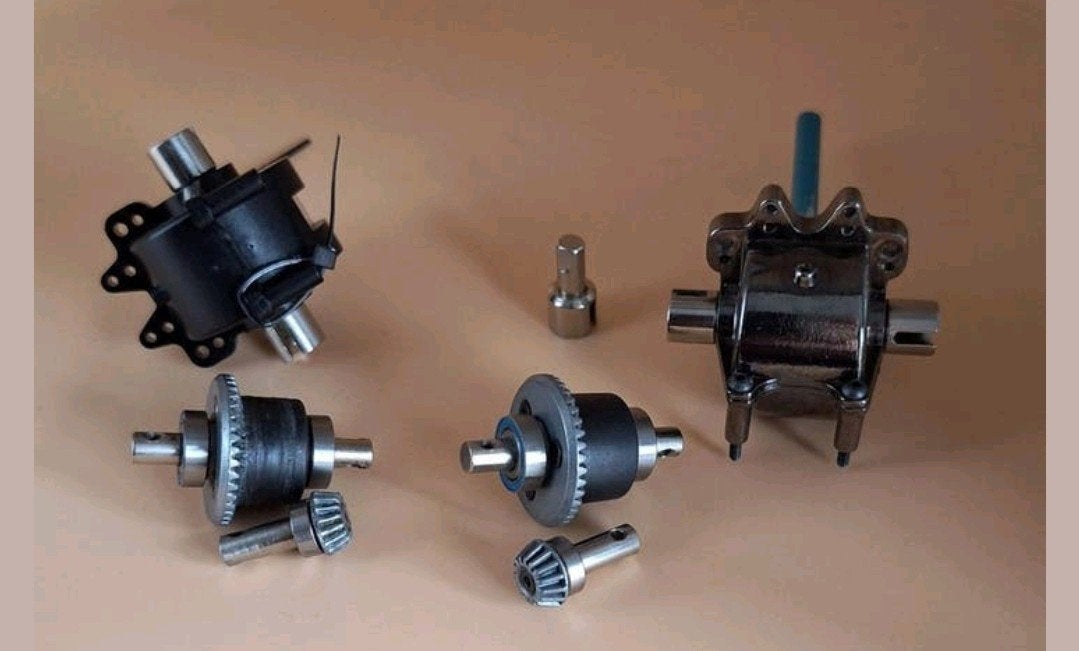 Rc auto differentieel en extra spullen in een koop  t.e.a.b., Ophalen, Groter dan 1:32, Auto, Overige merken