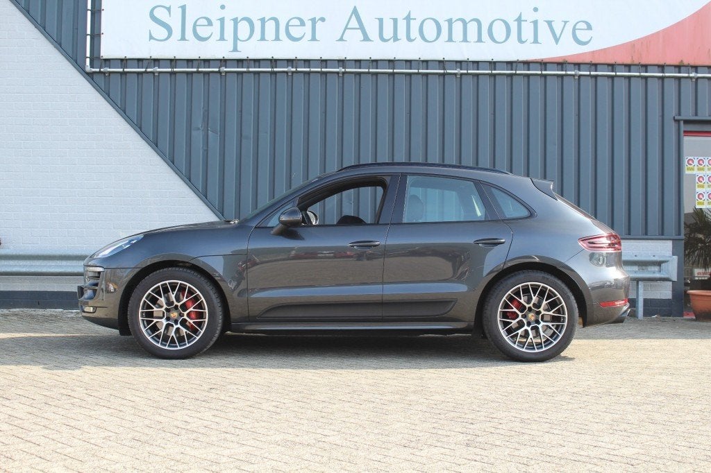 Foto 12 van Porsche MACAN 3.0 GTS Sport Chrono /Leer/ Sportuitlaat/ Trek