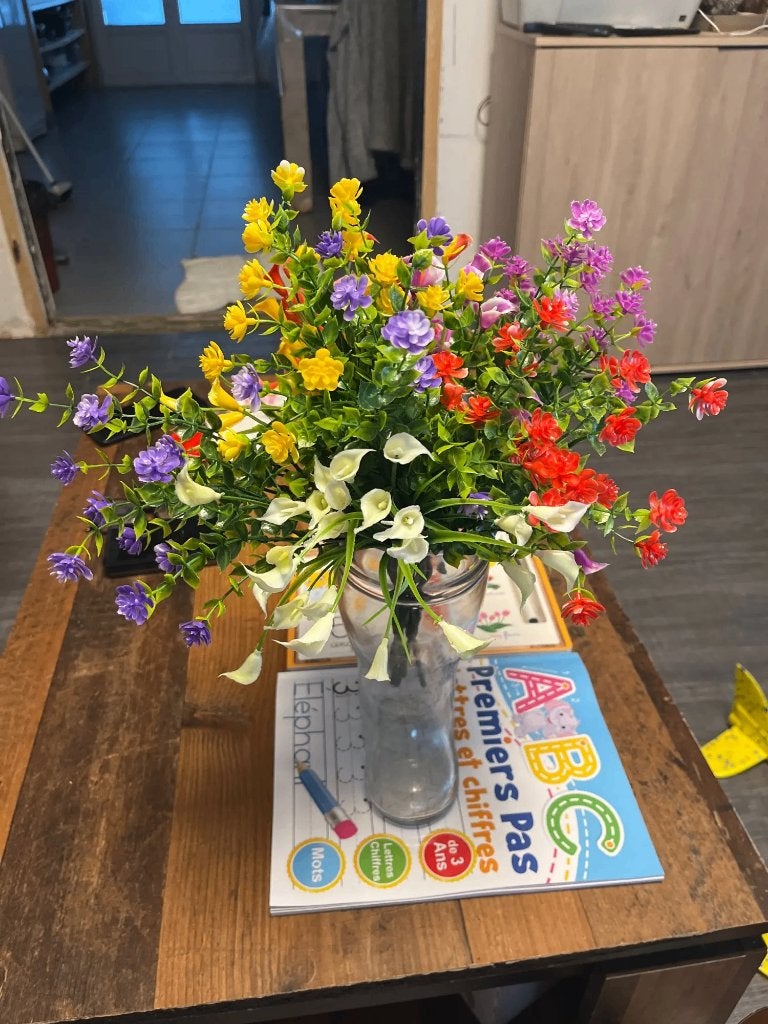 Gekleurde Kunstbloemen Boeketten / Kunstbloem Boeket, Huis en Inrichting, Verzenden, Nieuw, Kunstbloem