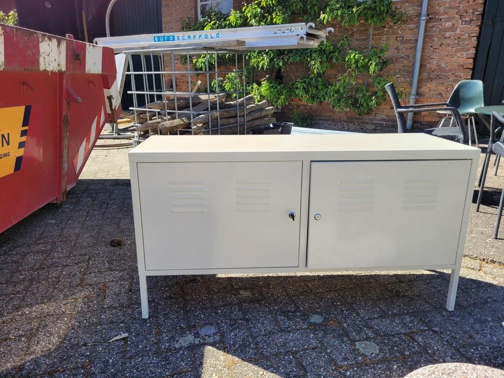 IKEA Locker Wit - Opbergkast met 2 deuren, Huis en Inrichting, Kasten | Lockerkasten, Gebruikt, Ophalen
