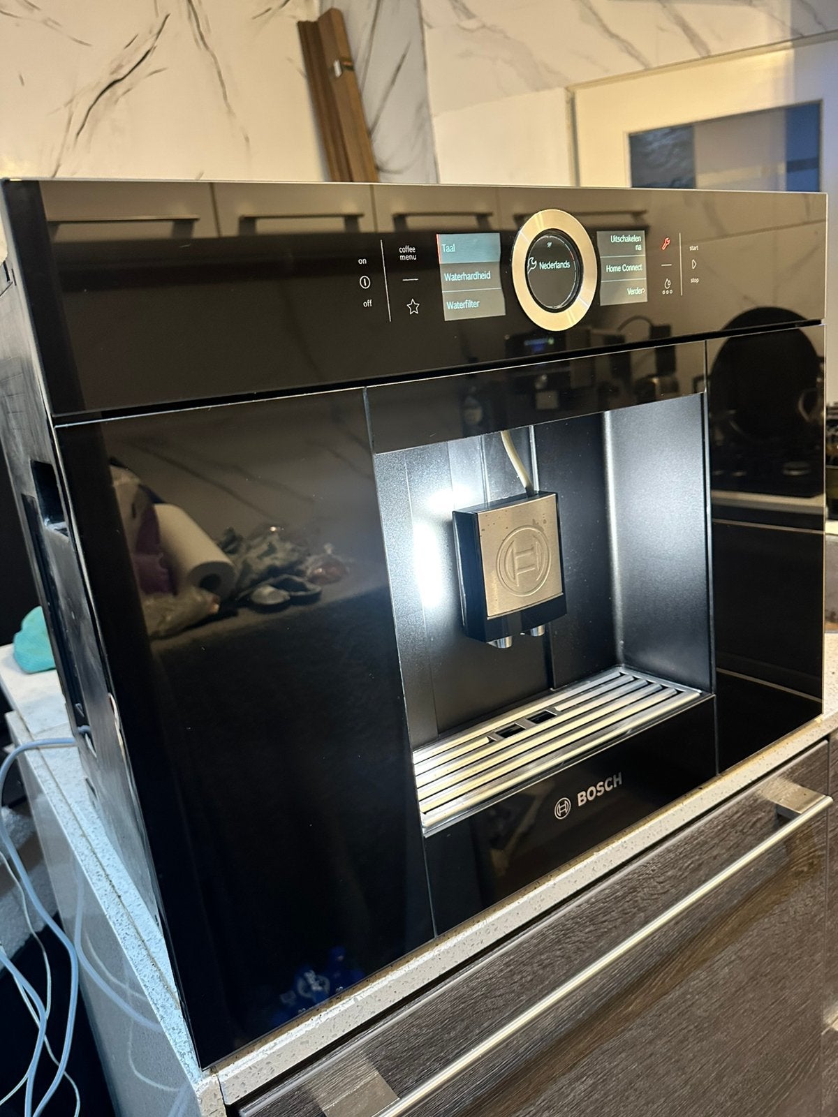 Luxe zwarte bosch serie 8 inbouw koffiemachine 45/60 cm, Verzenden, Zo goed als nieuw, Koffiemachine