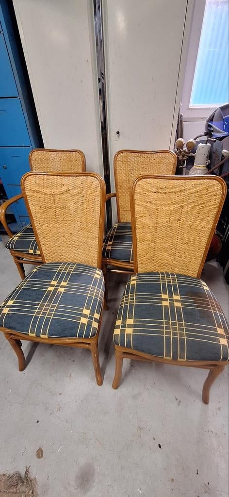 Rotan manou eetkamerstoelen jr '70-'80 GRATIS, Huis en Inrichting, Stoelen, Ophalen, Gebruikt, Bruin, Vier