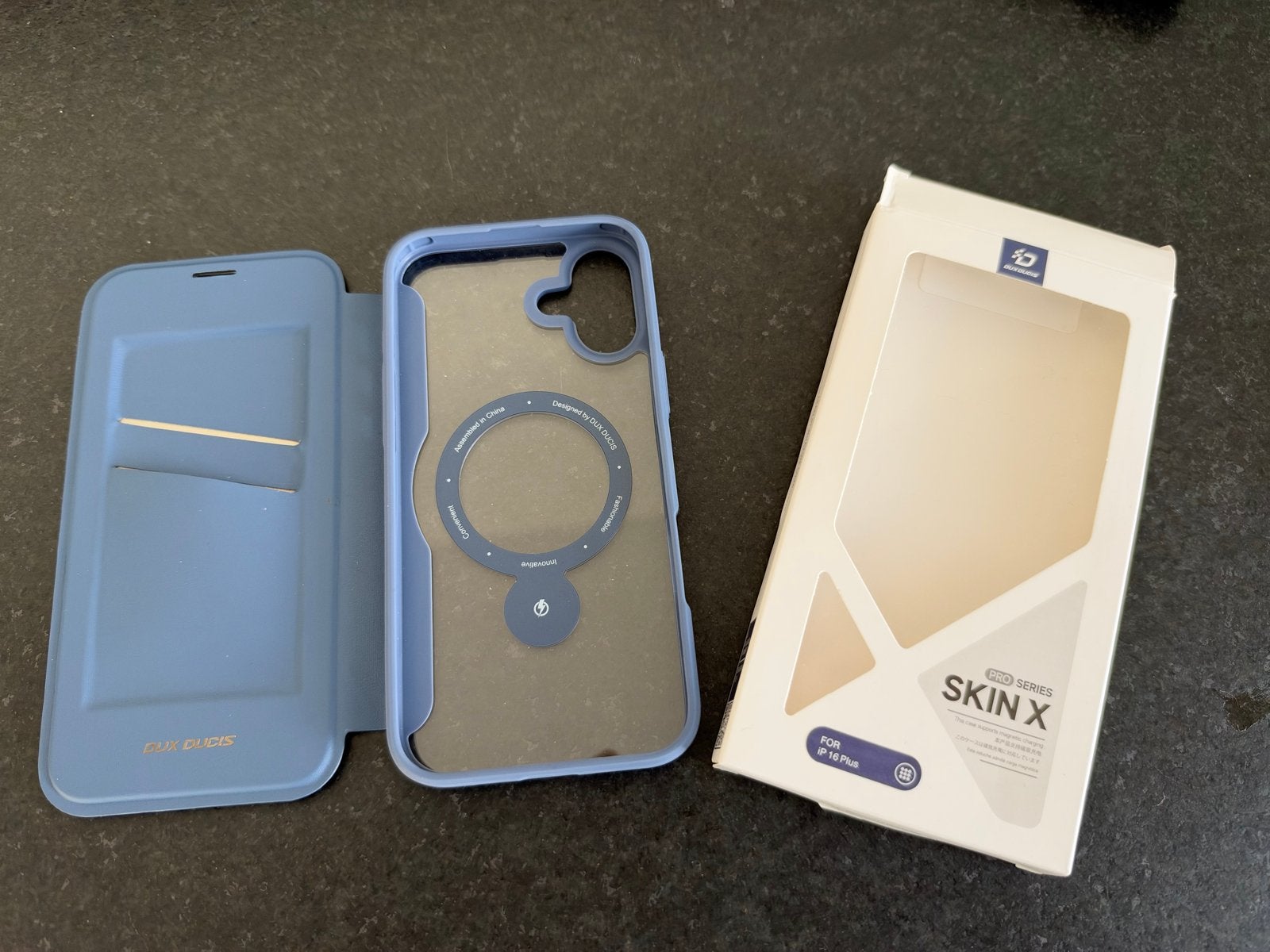 Foto 13 van iPhone 16 Plus Blauw 256 GB, met accessoires in topstaat!