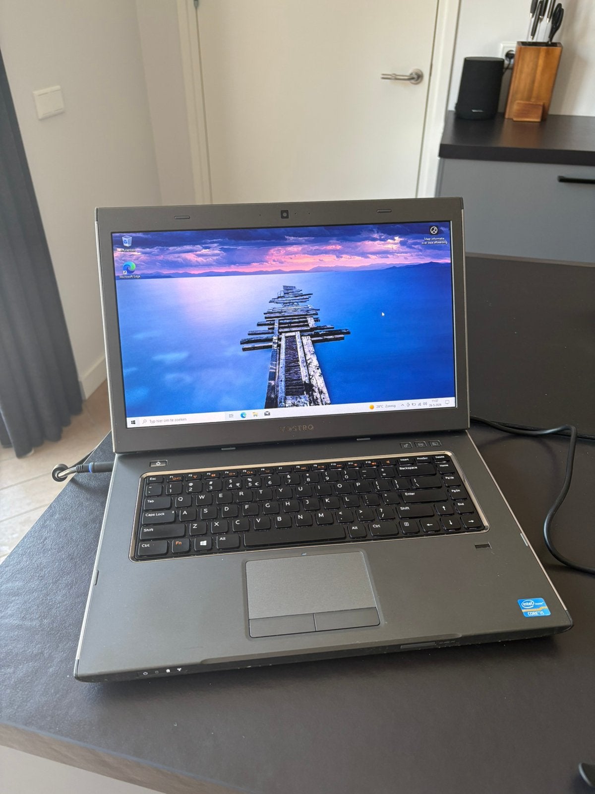 Dell Vostro (Intel Core i5 / 8 gb ram / ssd), Met videokaart, 8 GB, Ophalen of Verzenden, Zo goed als nieuw