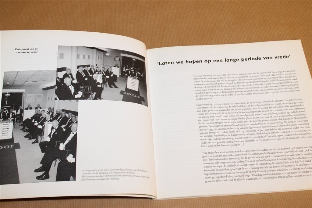 Odd Fellows Leeuwarden — Frisia Loge 80 Jaar Geschiedenis, Ophalen of Verzenden, Gelezen