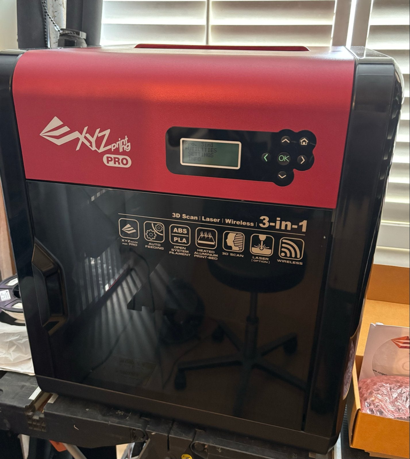 XYZprinting da Vinci 1.0 3D-printer met laser, Computers en Software, 3D Printers, Ophalen, Gebruikt, Ingebouwde Wi-Fi, Filament
