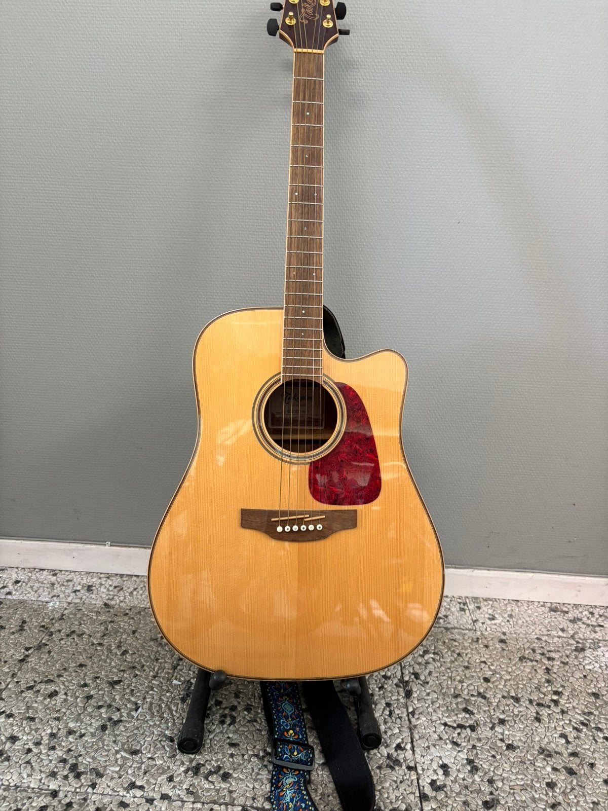 Takamine GD93CE-NAT Elektro-Akoestische Gitaar, Ophalen, Zo goed als nieuw, Western- of Steelstringgitaar, Met koffer
