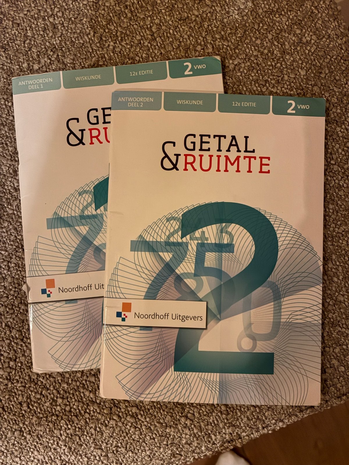 Getal & Ruimte Wiskunde VWO 2 Antwoorden Deel 1 & 2, Ophalen of Verzenden, Gelezen, VWO, Wiskunde A