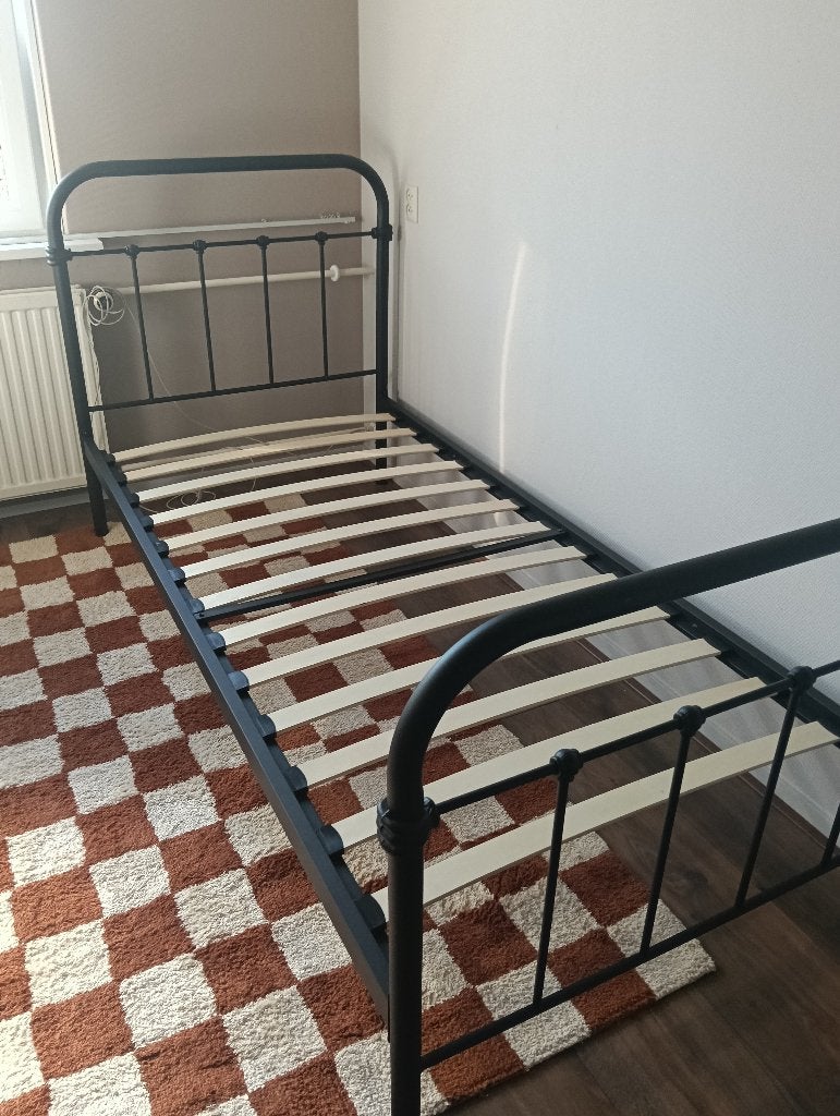 1 persoons ledikant, Ophalen, Gebruikt, 90 cm, Eenpersoons