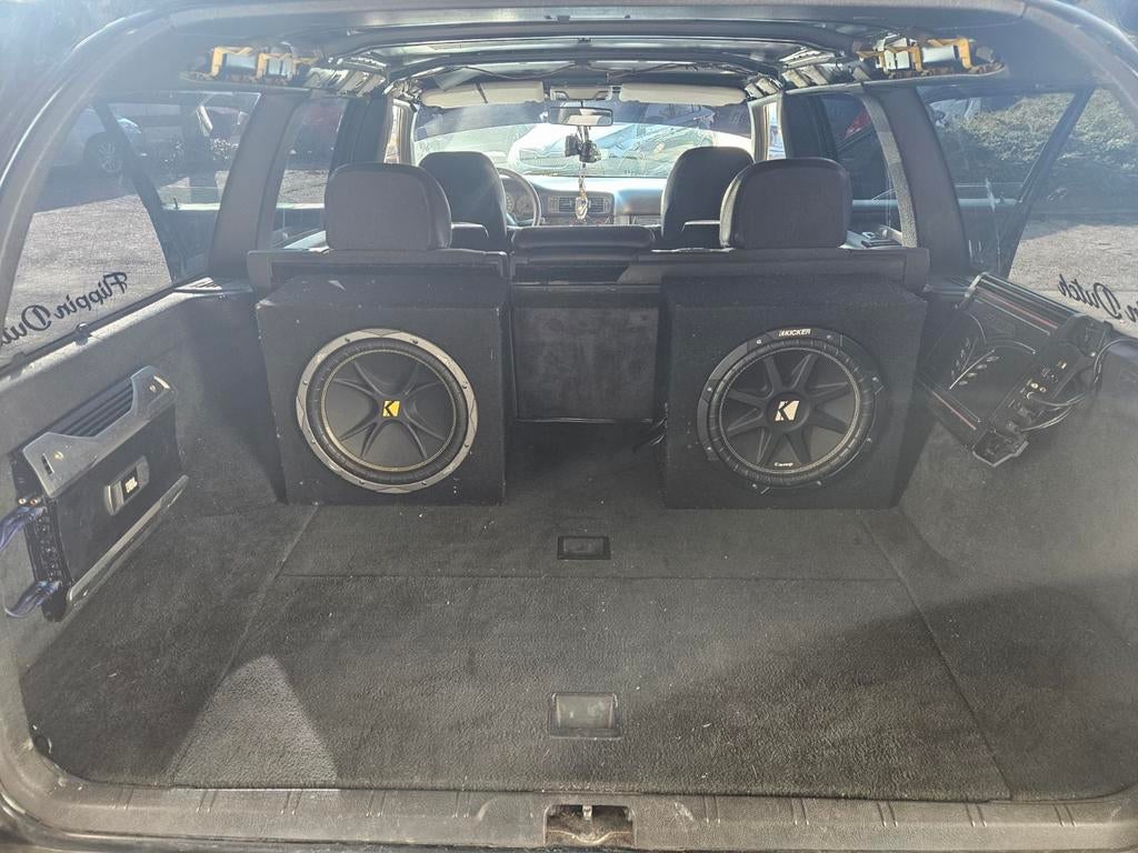 2 kicker subwoofers met kicker monoblock, Ophalen of Verzenden, Bumper