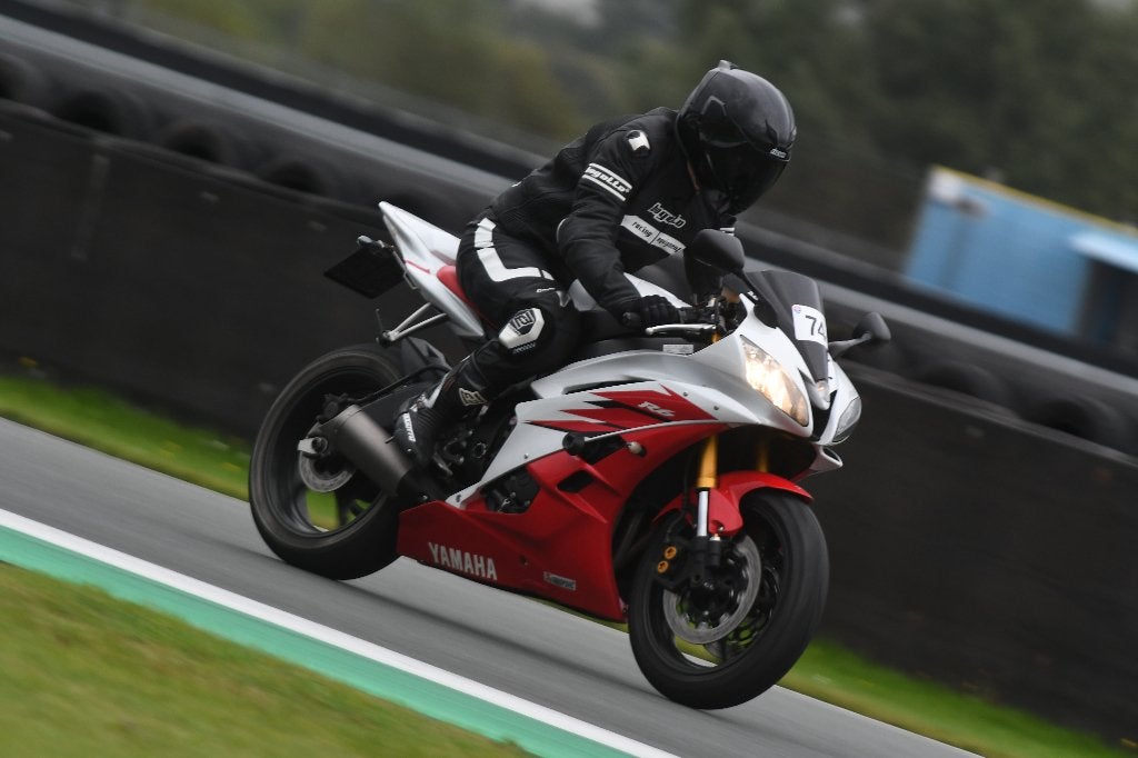 Yamaha r6 | akrapovic uitlaat | 27.800km, Sportuitlaat, Occasion, 4 cilinders, Motorrijbewijs A