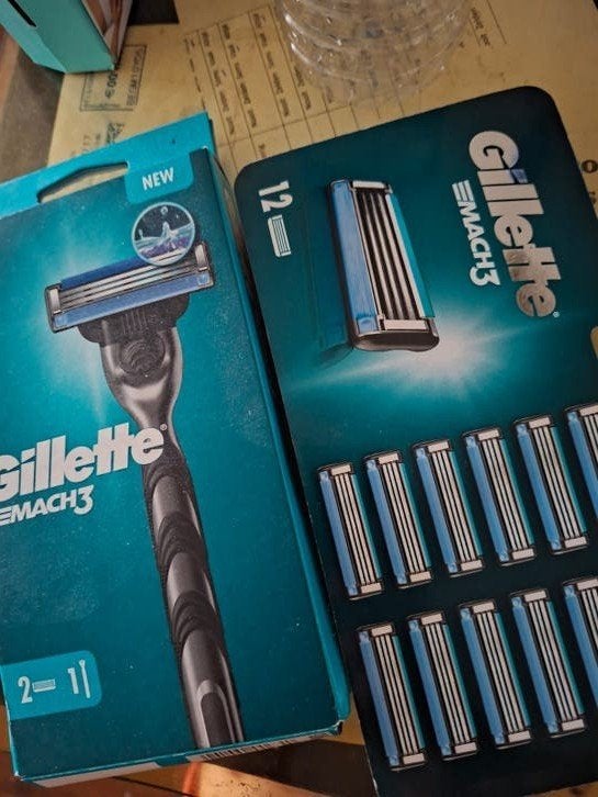 Gillette Mach3 Scheermes + 12 Navulmesjes - Nieuw, Ophalen of Verzenden, Nieuw