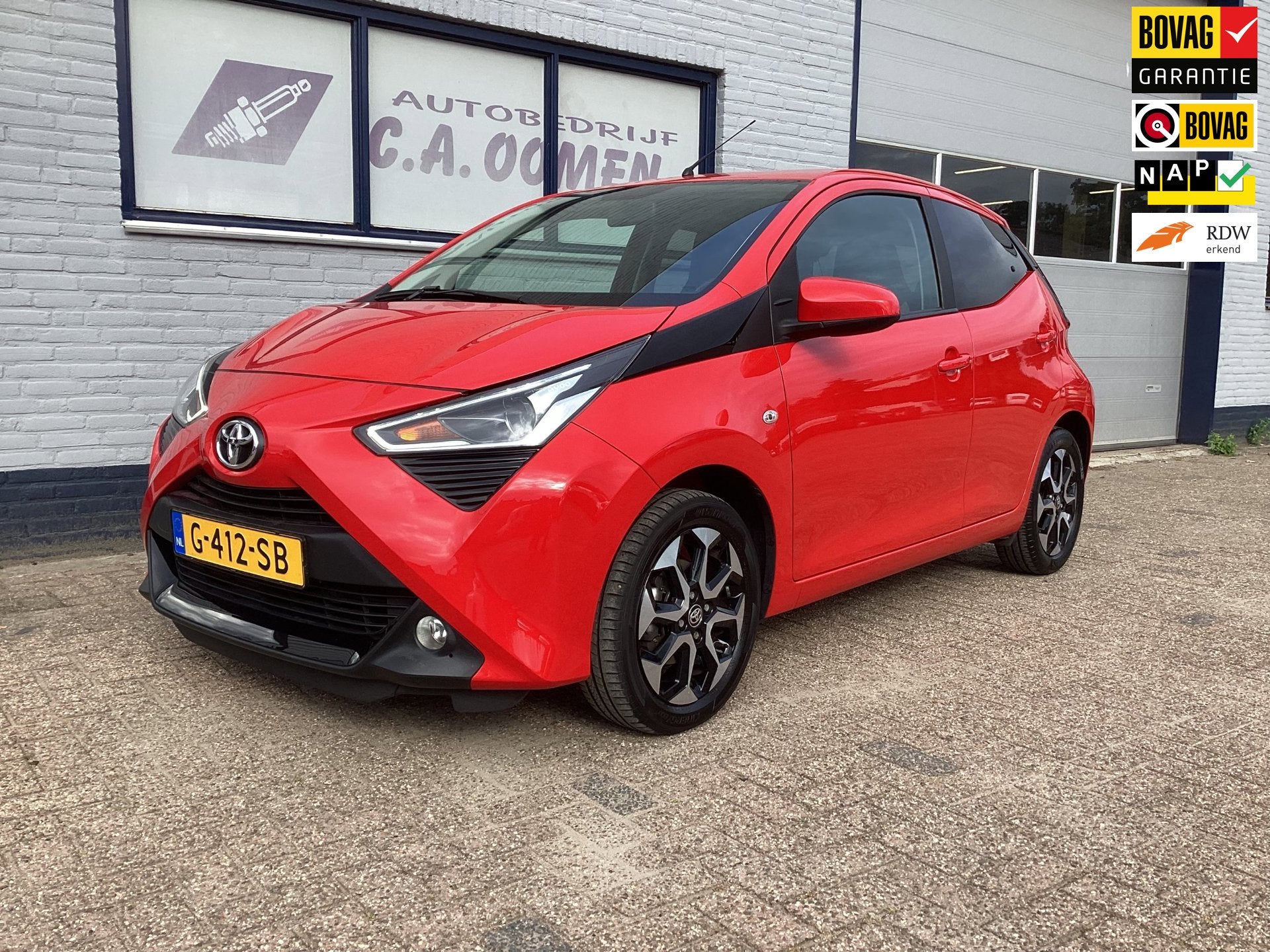 Toyota Aygo 1.0 VVT-i AUTOMAAT x-joy Airco Ecc Lm Velgen Ach, Auto's, Stof, Gebruikt, 4 stoelen, Origineel Nederlands