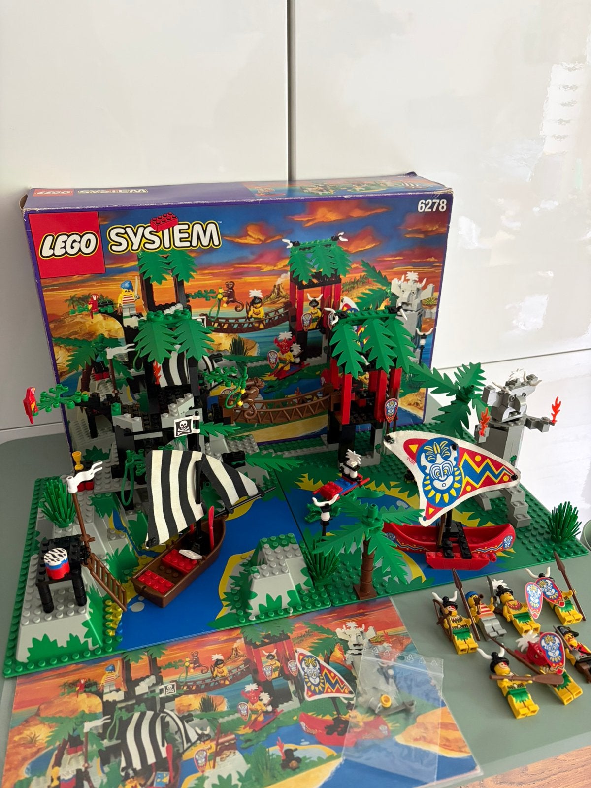 Vintage Lego 6278 pirates enchanted island set, Kinderen en Baby's, Speelgoed | Duplo en Lego, Lego, Zo goed als nieuw, Compleet