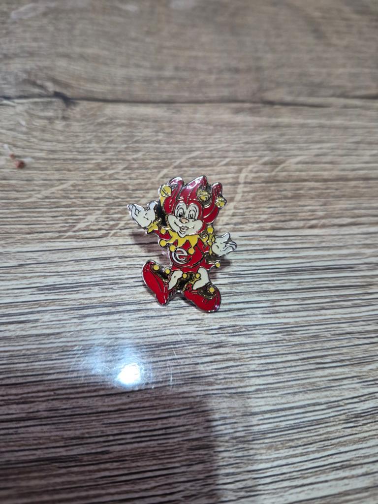 Lopende pardoes pin ( zeldzaam ), Ophalen of Verzenden, Zo goed als nieuw, Beeldje of Poppetje