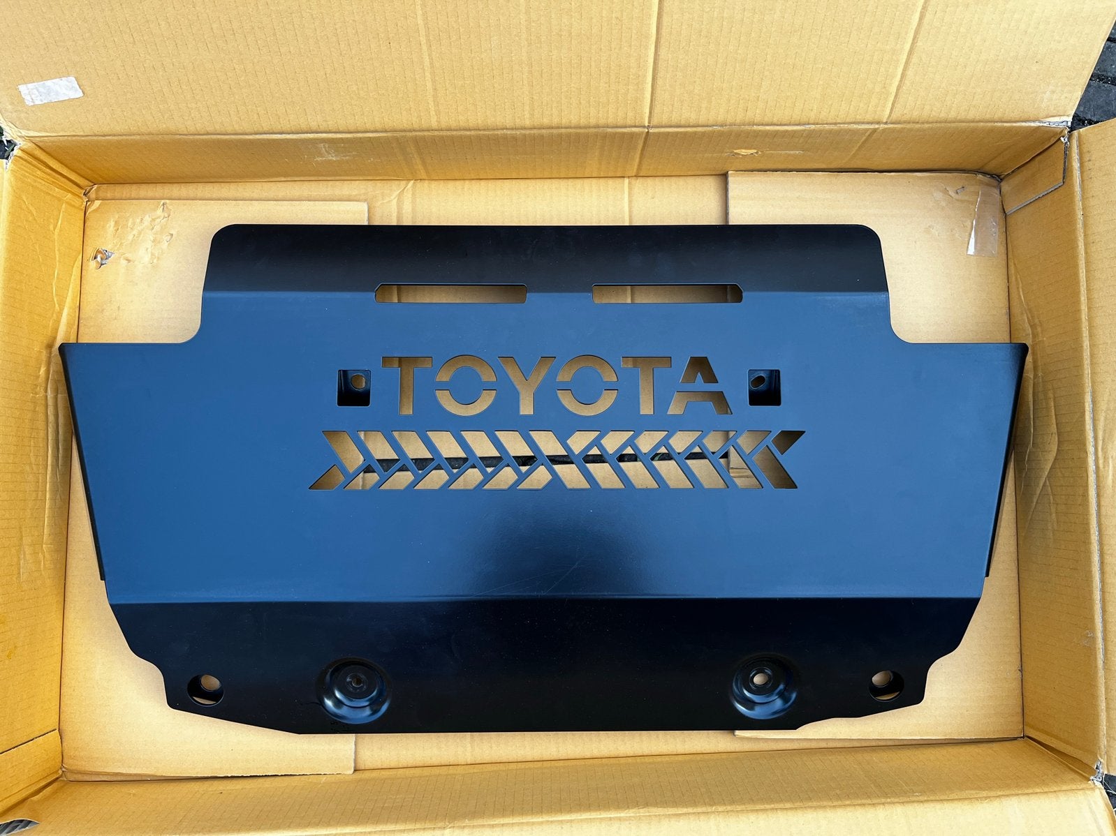 Bodem bescherming plaat voor Toyota Hilux 2015-, Ophalen, Voor, Nieuw, Toyota