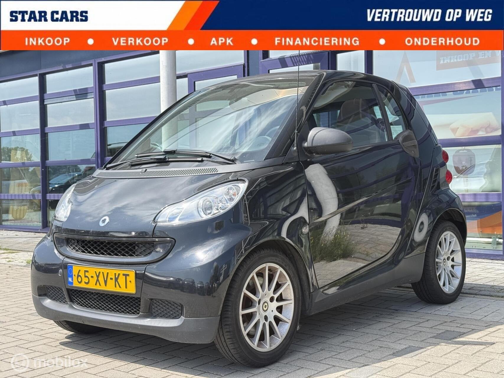 Smart fortwo coupé 1.0 Passion| Automaat| Elek-Pakket| Pano, Auto's, Achterwielaandrijving, Gebruikt, 18 €/maand, Zwart
